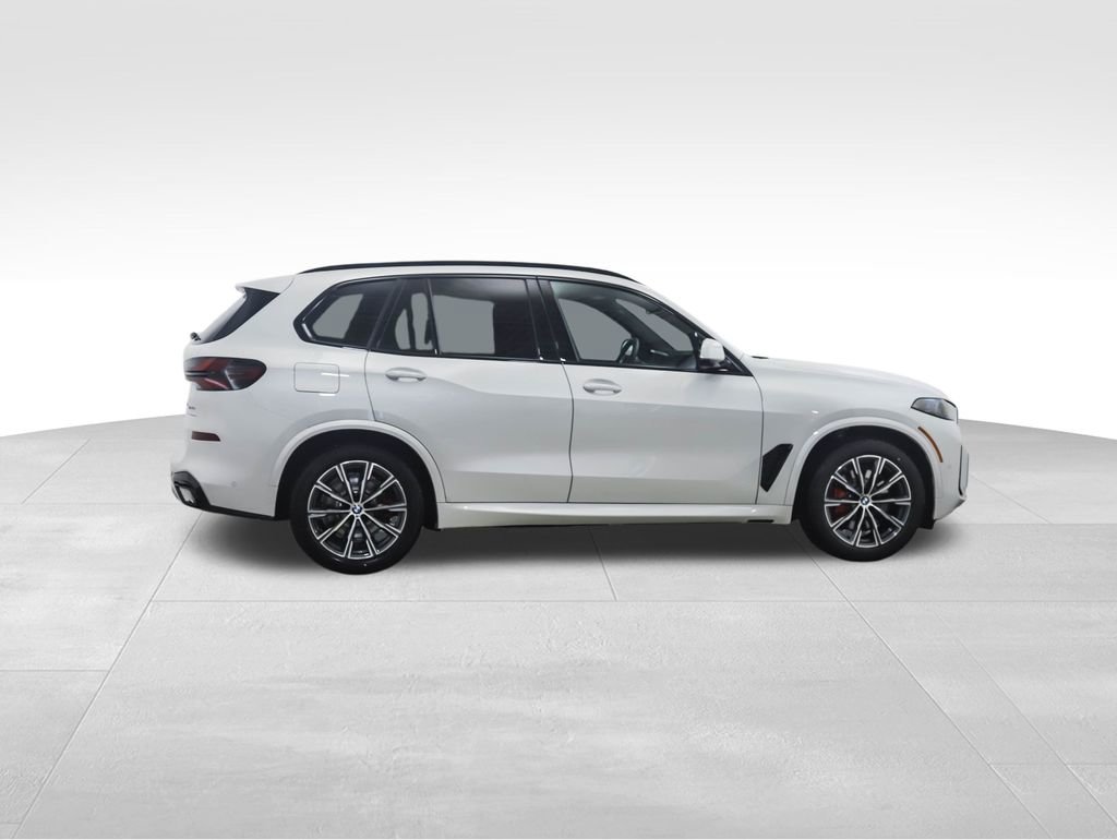 New 2026 BMW X5 xDrive50e w/ Executive Package image 6