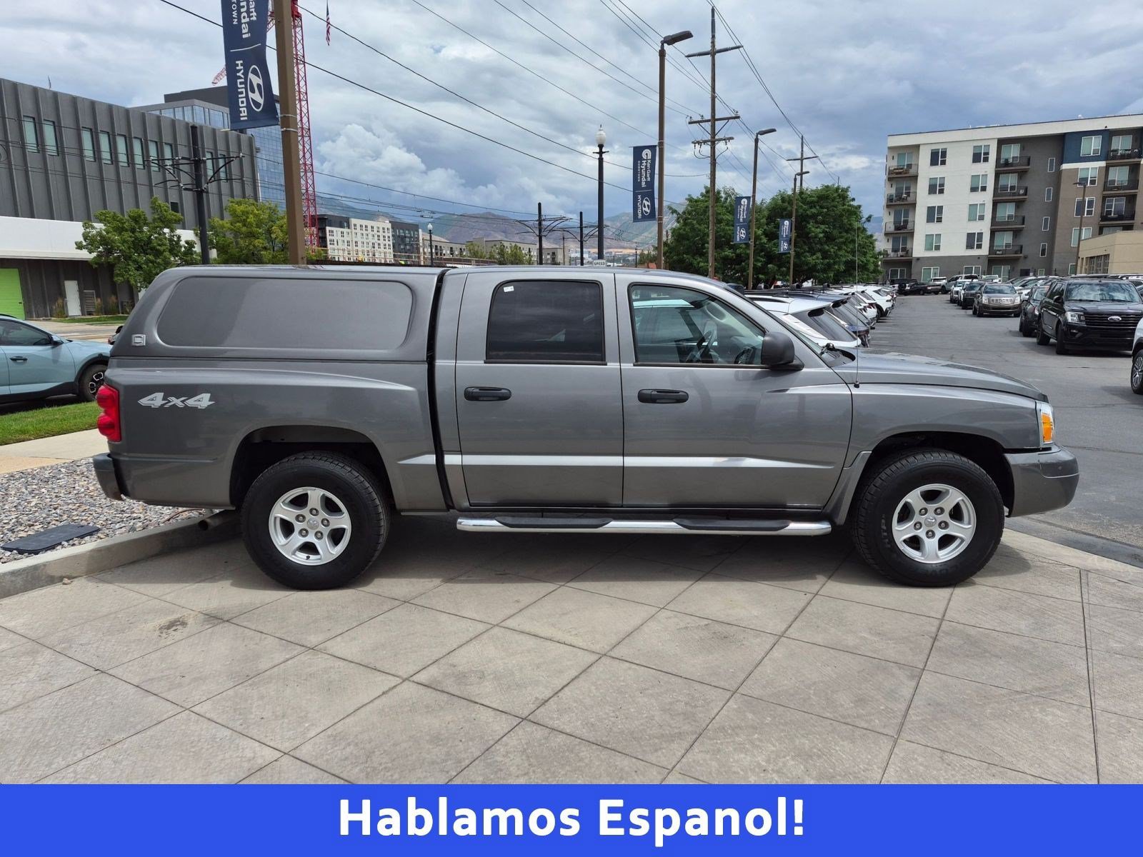 Used 2007 Dodge Dakota SLT w/ Trailer Tow Group AWD/4WD image 2