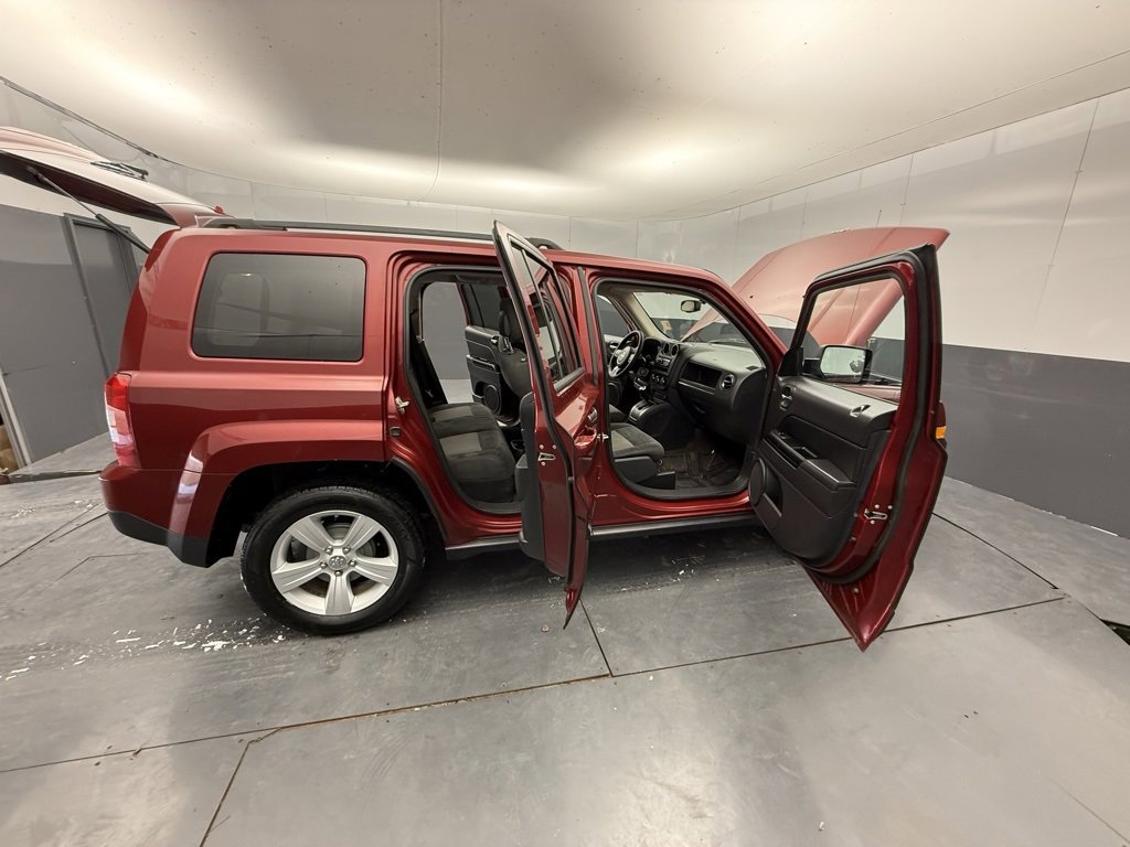 Used 2017 Jeep Patriot Sport w/ Power Value Group image 20