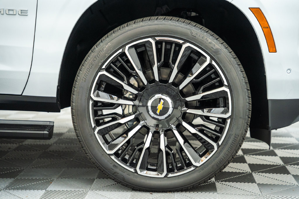 New 2026 Chevrolet Tahoe High Country AWD/4WD image 20