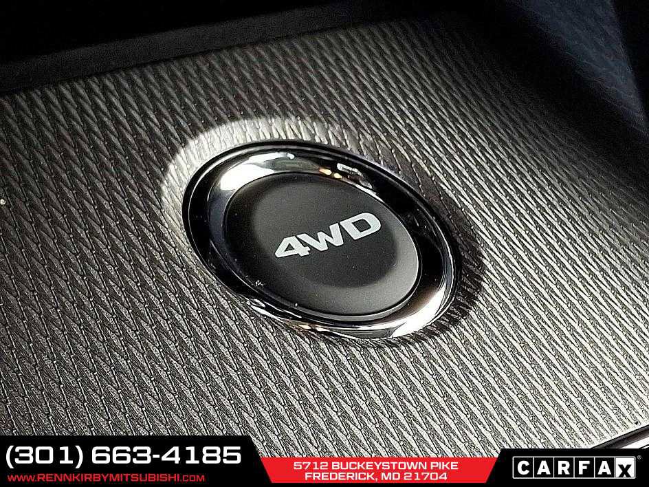 New 2025 Mitsubishi Outlander Sport SE image 16