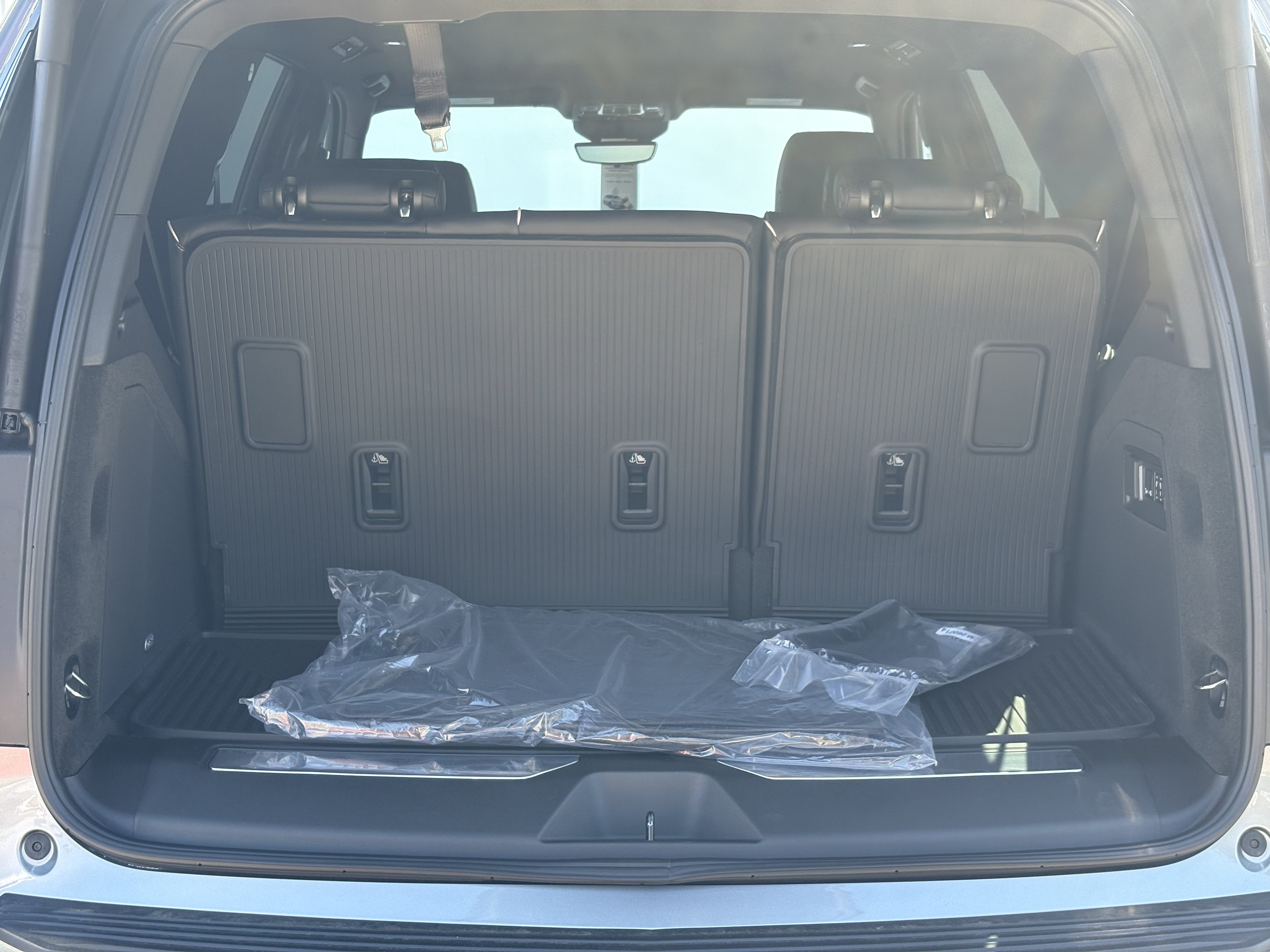 New 2026 Cadillac Escalade Sport w/ Touring Package AWD/4WD image 9