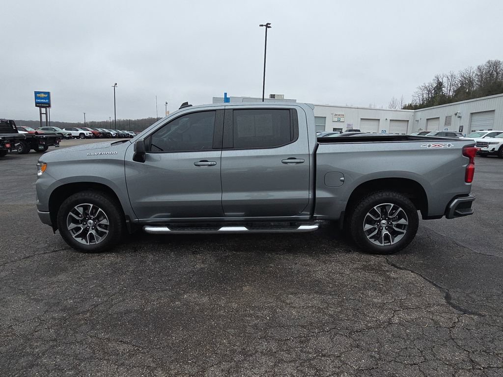 Used 2024 Chevrolet Silverado 1500 RST w/ Convenience Package II image 5