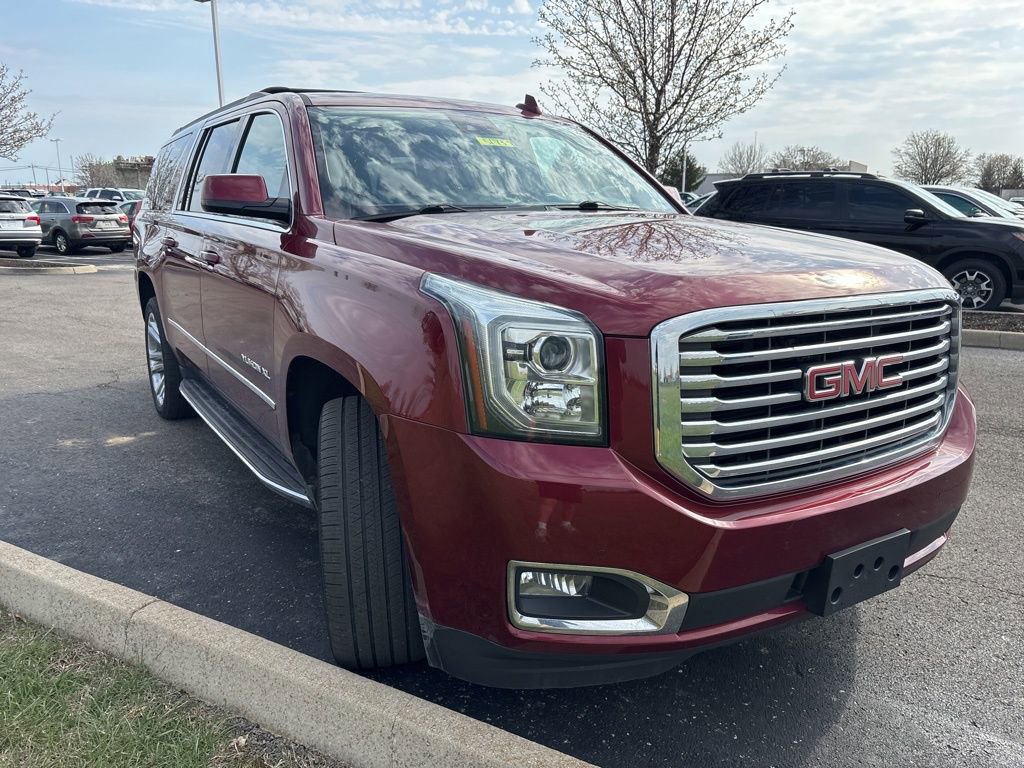 Used 2019 GMC Yukon XL SLT w/ Premium Edition image 14