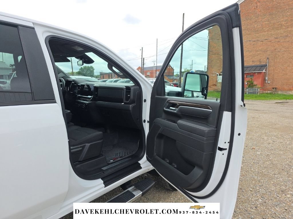 Used 2025 Chevrolet Silverado 2500 LT w/ All Star Edition AWD/4WD image 24