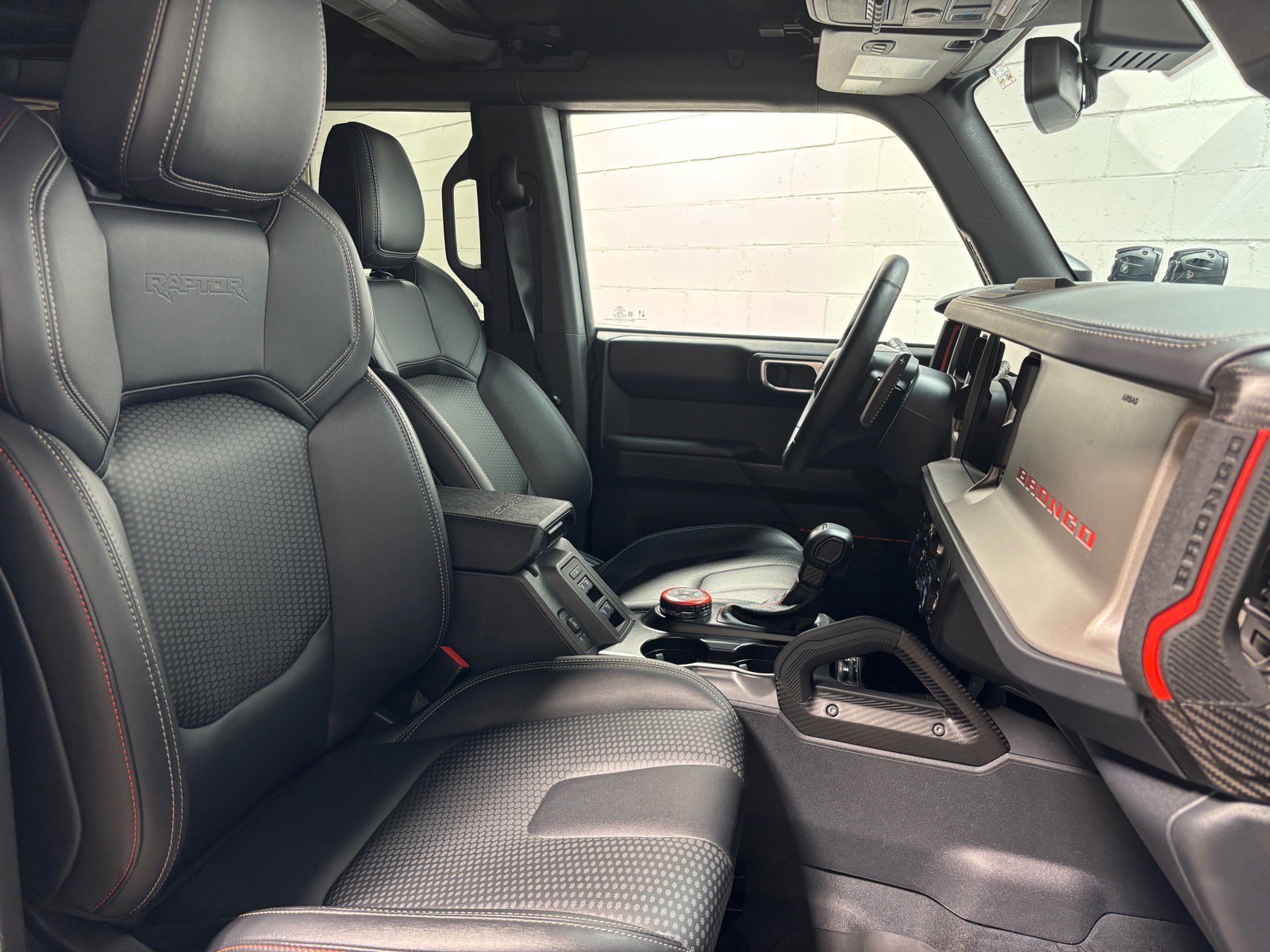 Used 2024 Ford Bronco Raptor w/ Interior Carbon Fiber Pack 6 AWD/4WD image 30