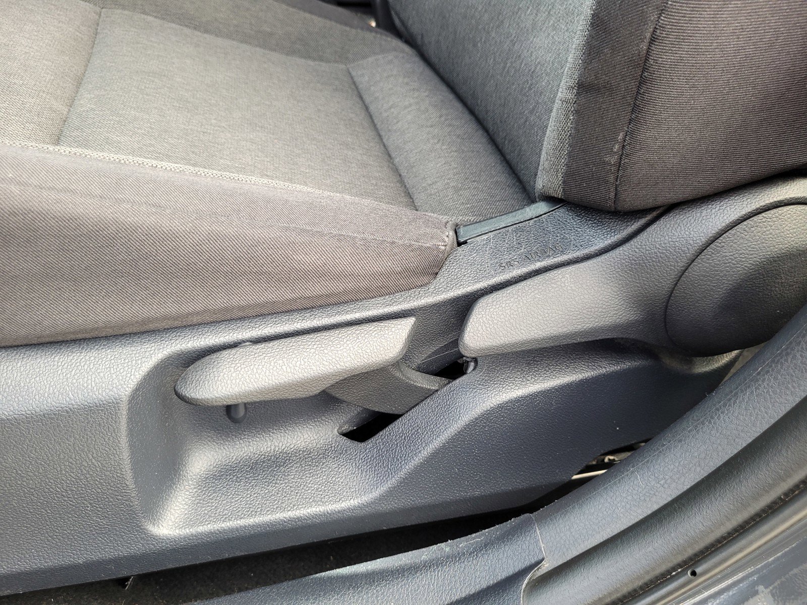 Used 2025 Toyota Camry LE image 11