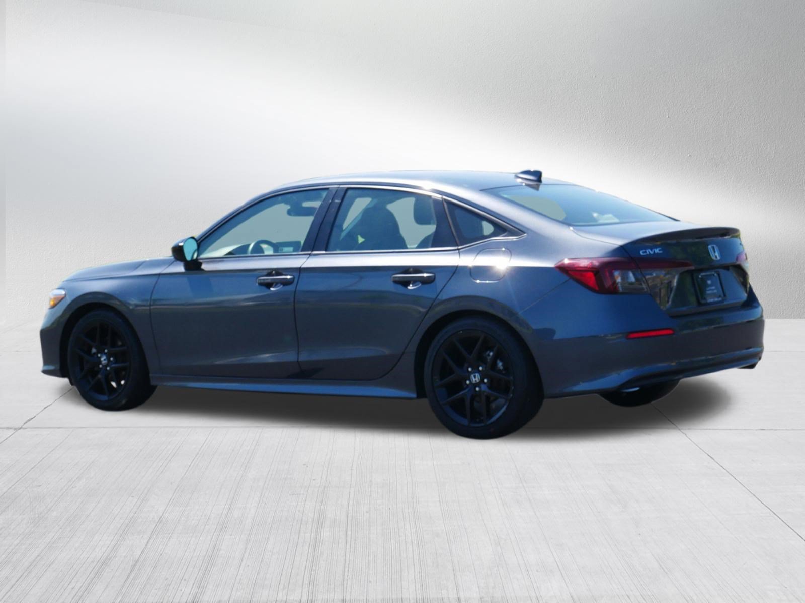 Used 2025 Honda Civic Sport image 4