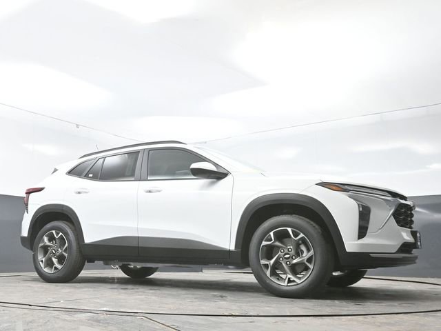 New 2026 Chevrolet Trax LT w/ Driver Confidence Package image 41