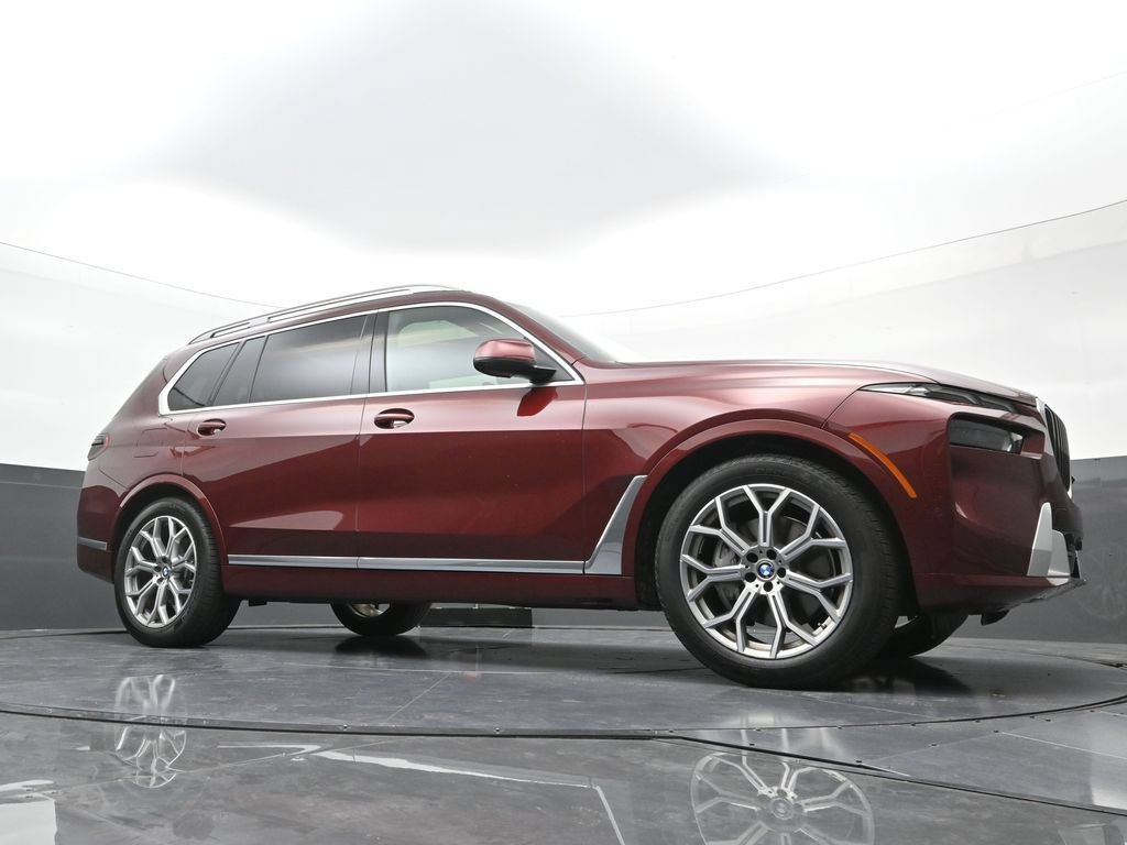 Used 2026 BMW X7 xDrive40i AWD/4WD image 24