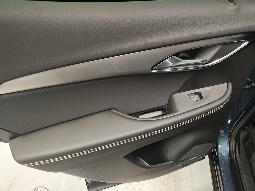 New 2026 Buick Envision Sport Touring image 29