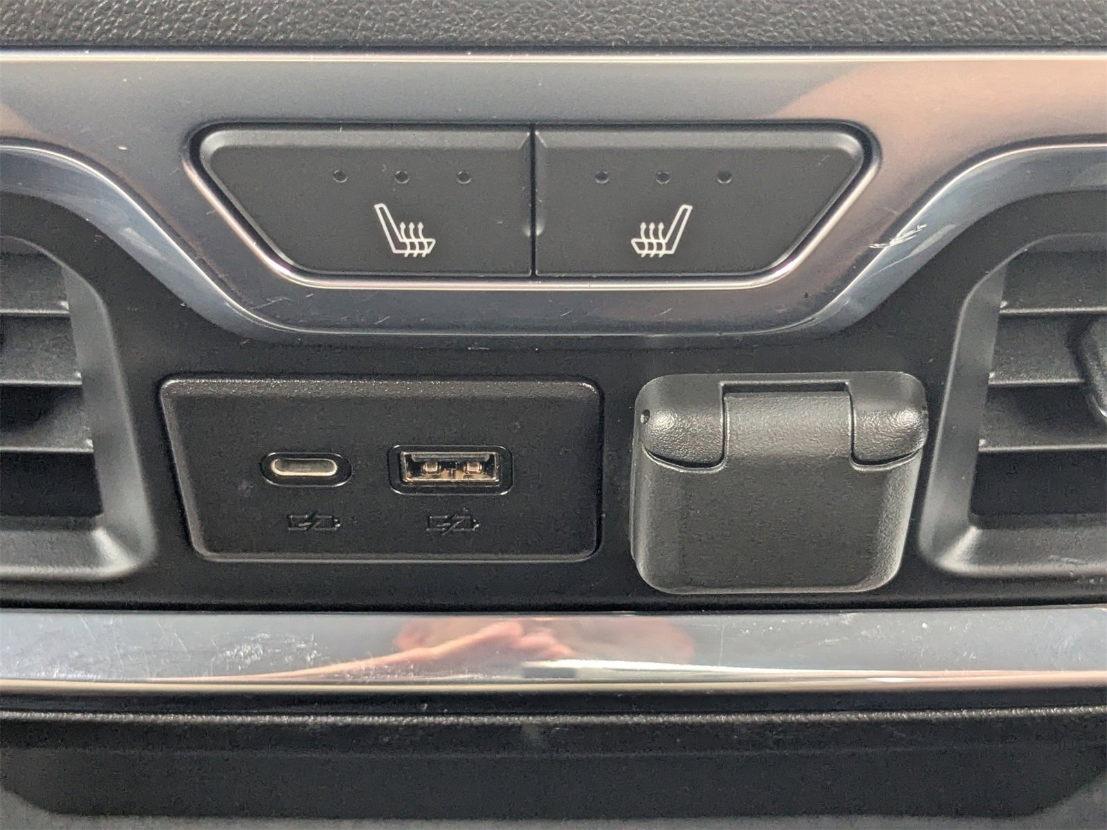 Used 2022 Chevrolet Silverado 2500 LTZ w/ LTZ Convenience Package image 15