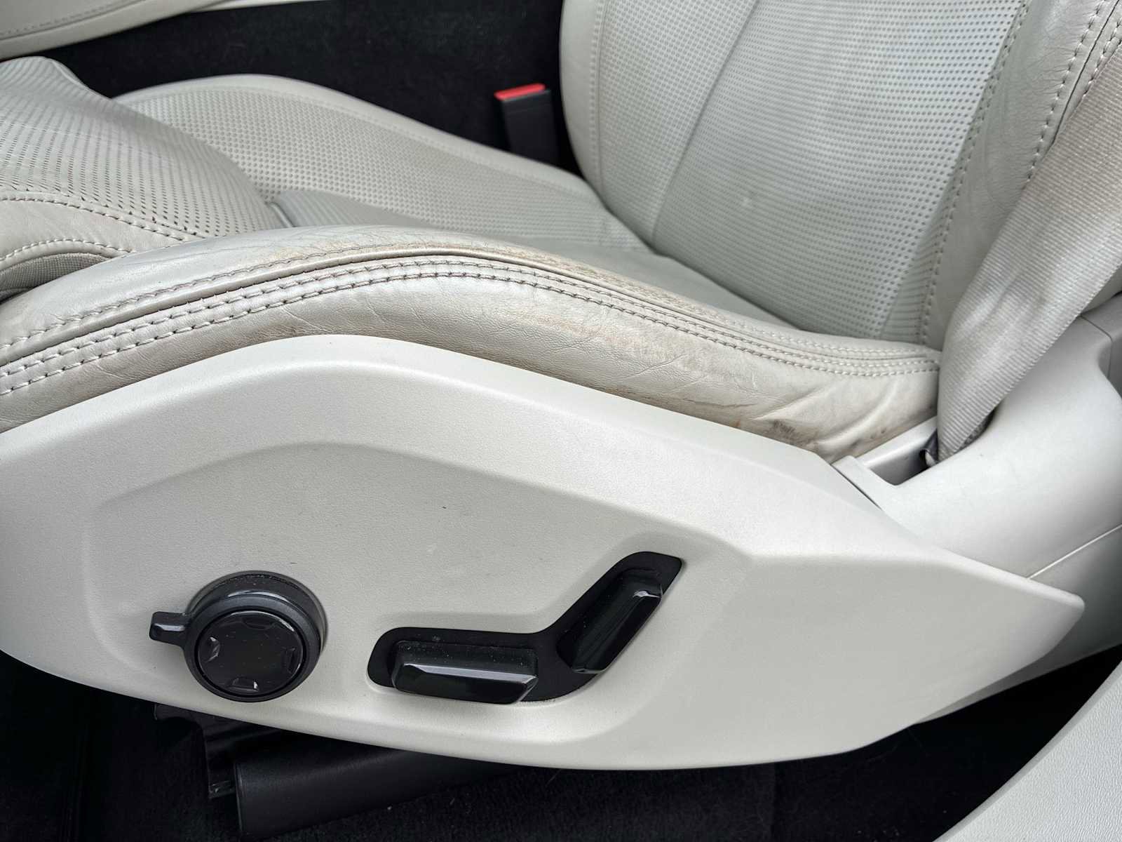 Used 2017 Volvo XC90 T6 Inscription w/ Vision Package image 18