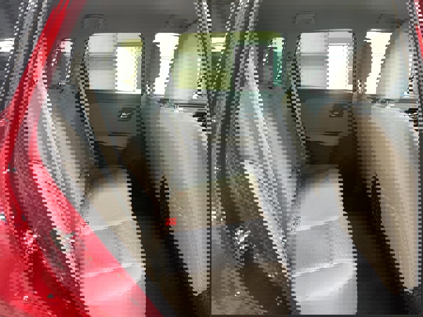 Used 2023 Nissan Rogue SV image 18