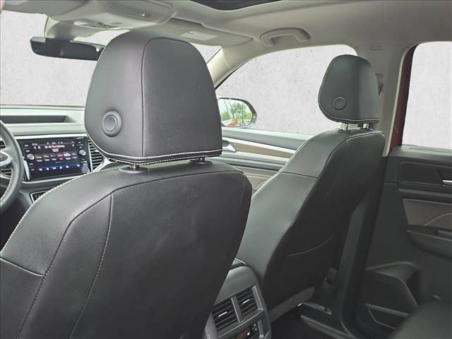 Used 2023 Volkswagen Atlas SEL AWD/4WD image 19