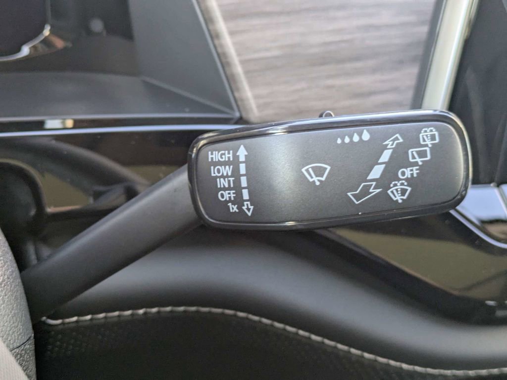 New 2026 Volkswagen Atlas SEL Premium R-Line image 33