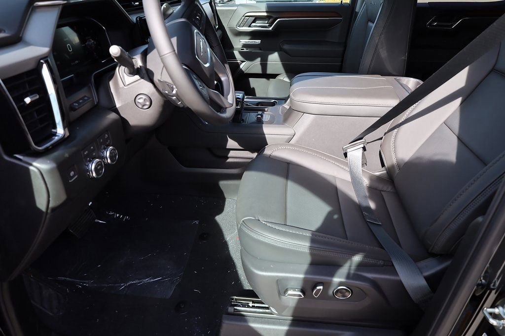 New 2026 GMC Sierra 1500 Denali w/ Technology Package AWD/4WD image 11
