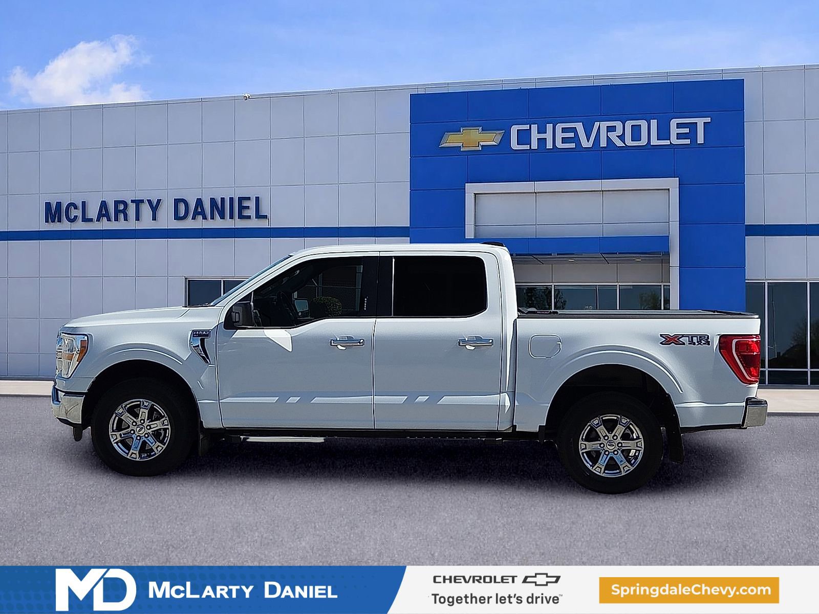 Used 2023 Ford F150 XLT w/ Equipment Group 301A Mid image 3