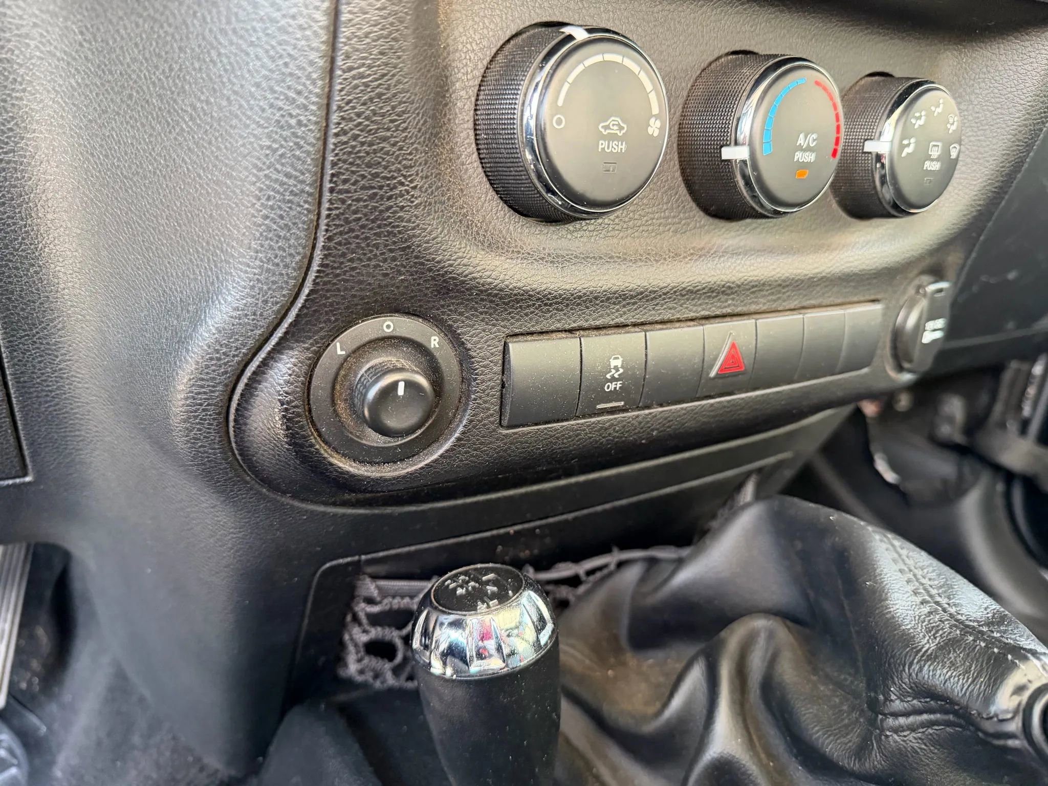 Used 2012 Jeep Wrangler Sport image 14