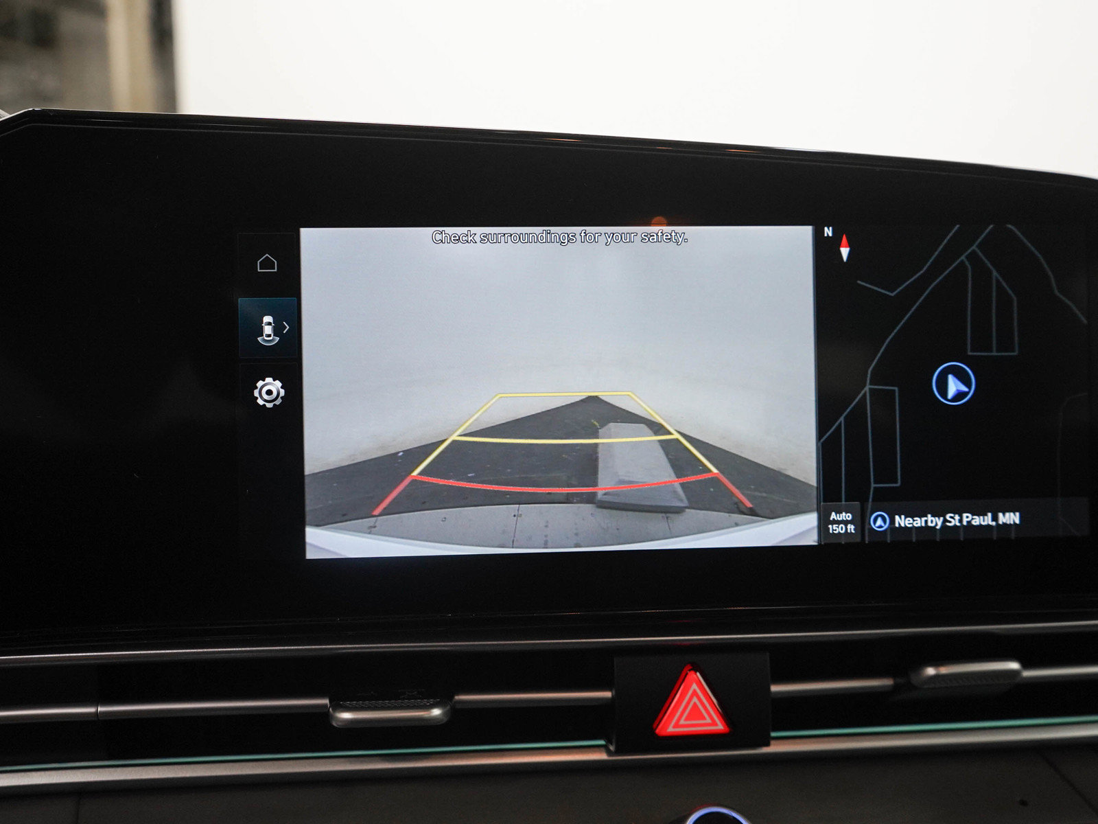 Used 2025 Hyundai Elantra SEL FWD image 25