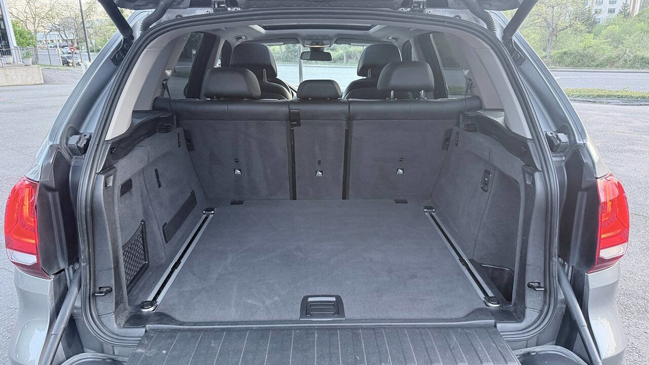 Used 2016 BMW X5 xDrive50i AWD/4WD image 15