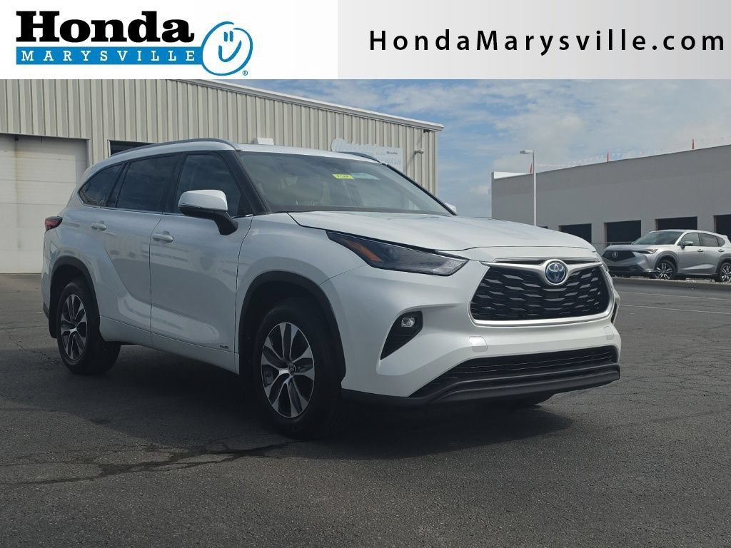 Used 2022 Toyota Highlander XLE