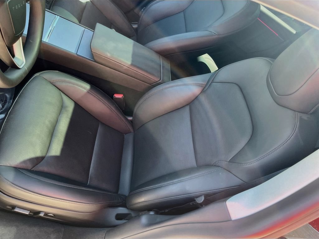 Used 2025 Tesla Model 3 Long Range AWD/4WD image 19