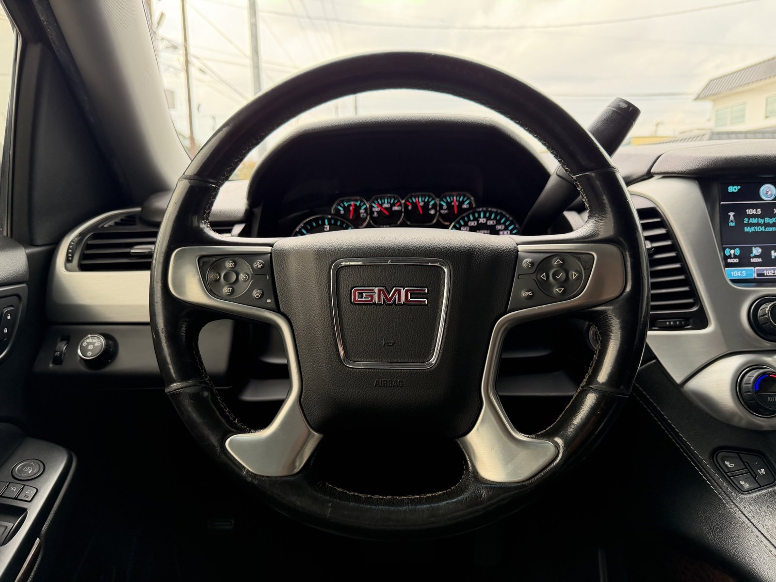 Used 2018 GMC Yukon XL SLT image 13