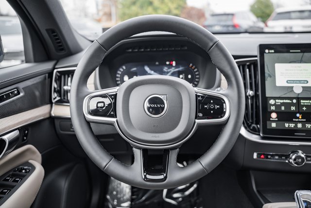 New 2026 Volvo XC90 B6 Plus w/ Protection Package Premier image 30