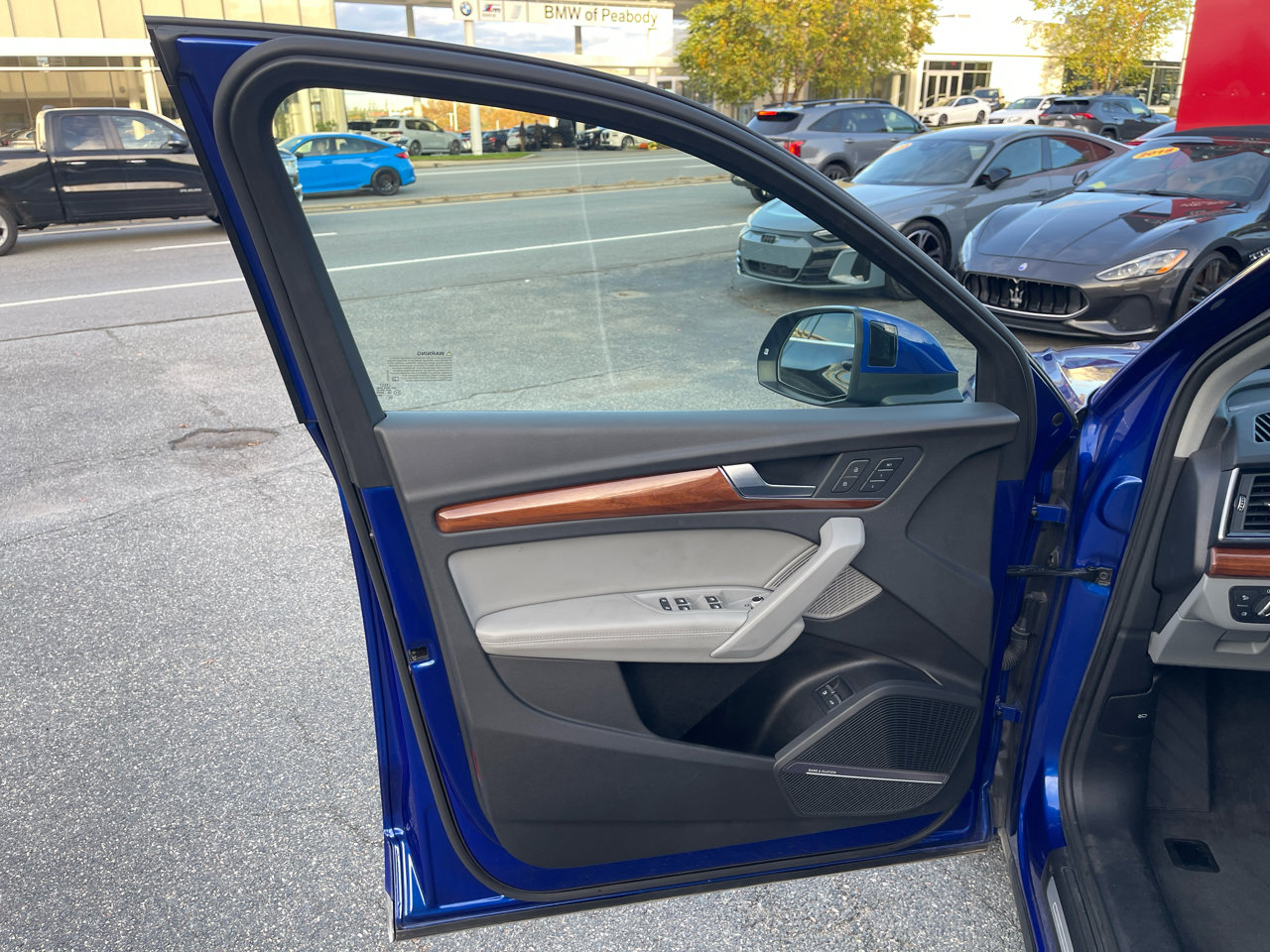 Used 2022 Audi Q5 e Premium Plus w/ Premium Plus Package image 14