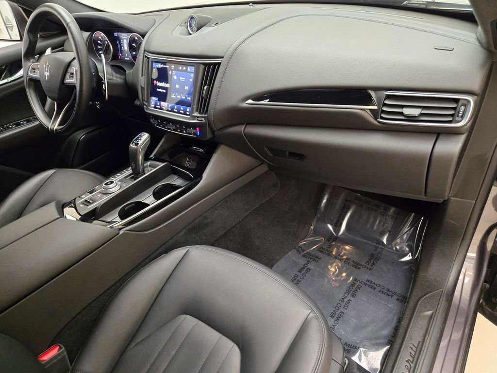 Certified 2021 Maserati Levante S image 28