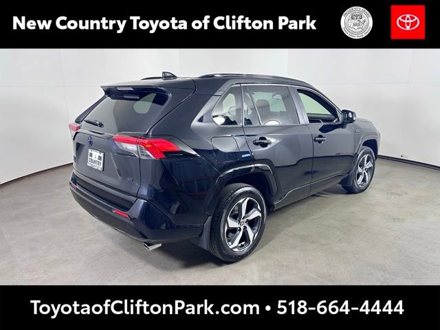 Used 2024 Toyota RAV4 SE w/ Weather & Moonroof Package AWD/4WD image 3