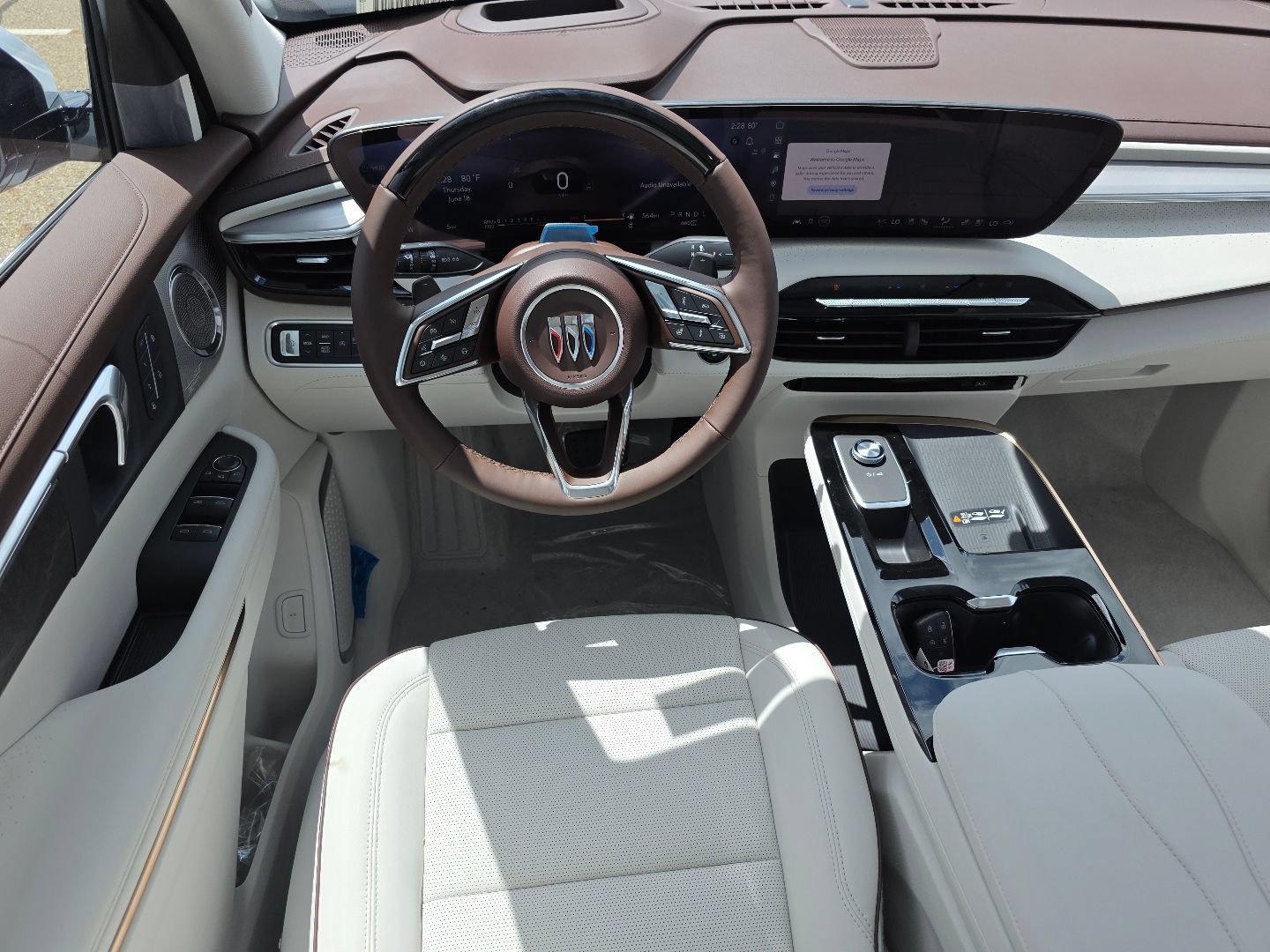 New 2026 Buick Enclave Avenir w/ Super Cruise Package AWD/4WD image 4