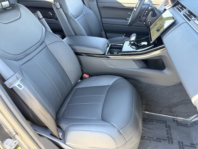 New 2026 Land Rover Range Rover Sport Dynamic SE AWD/4WD image 10