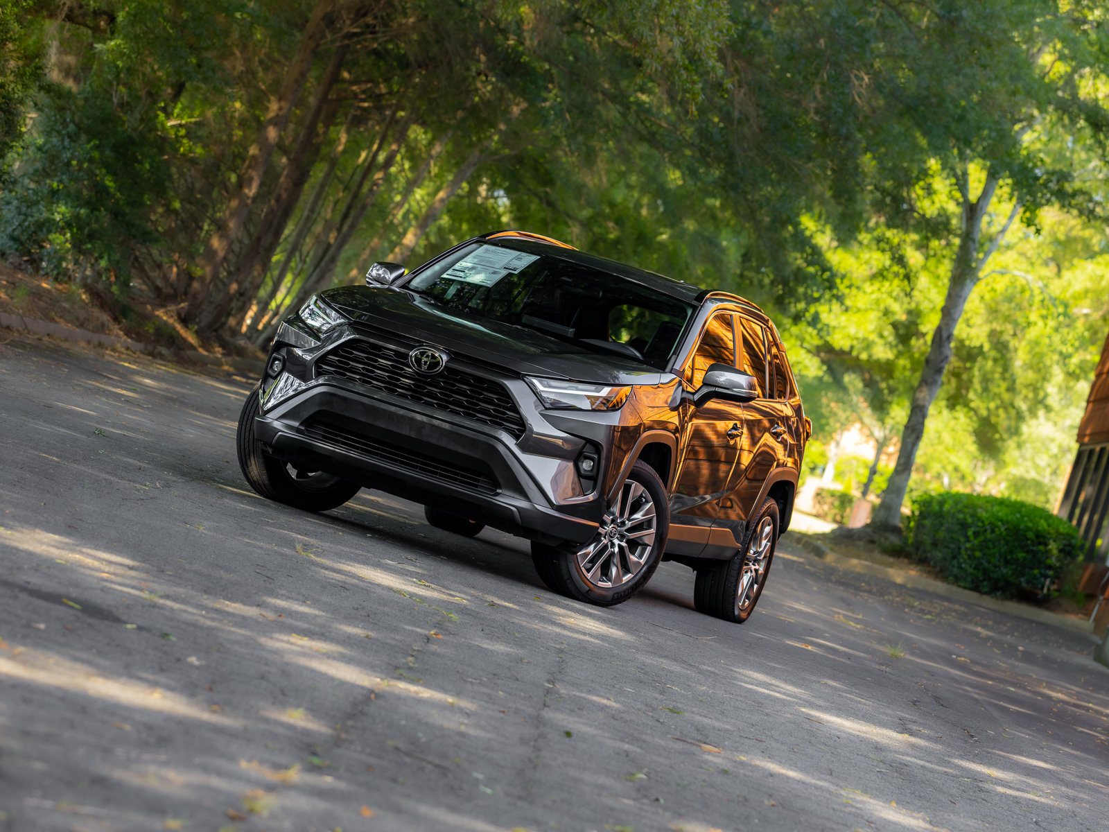 Used 2023 Toyota RAV4 XLE Premium FWD image 23