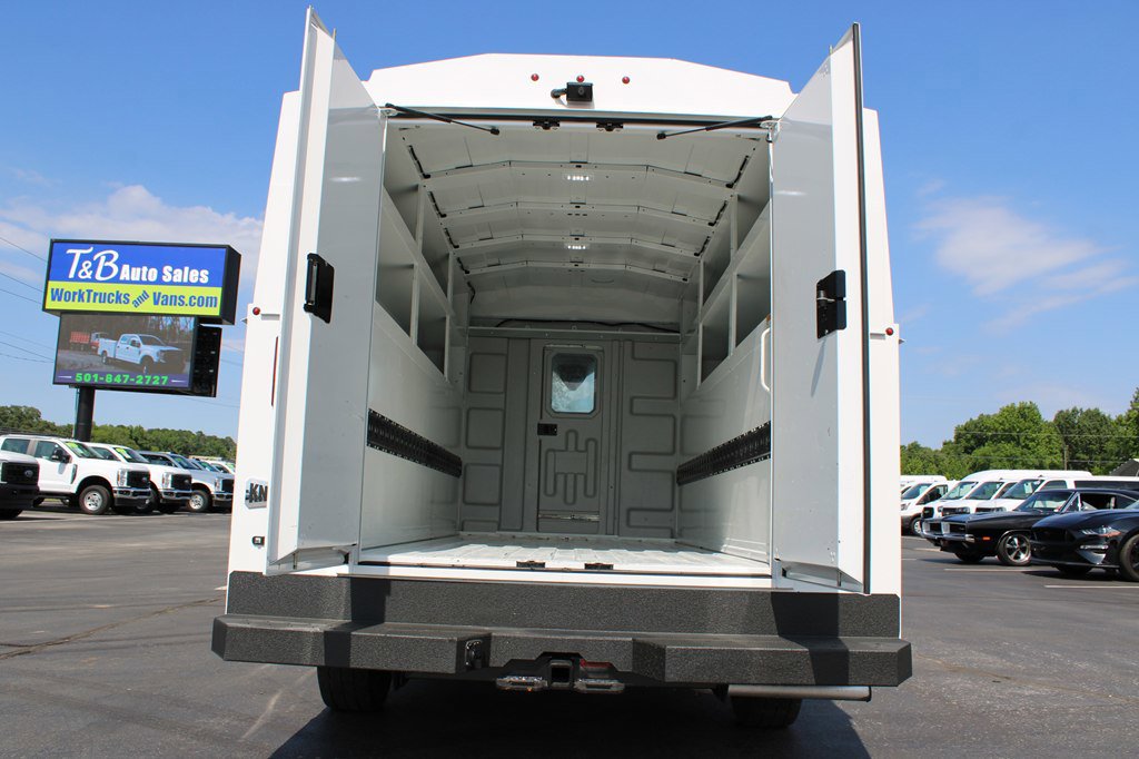 Used 2024 Ford Transit 350 w/ Interior Upgrade Package RWD image 15