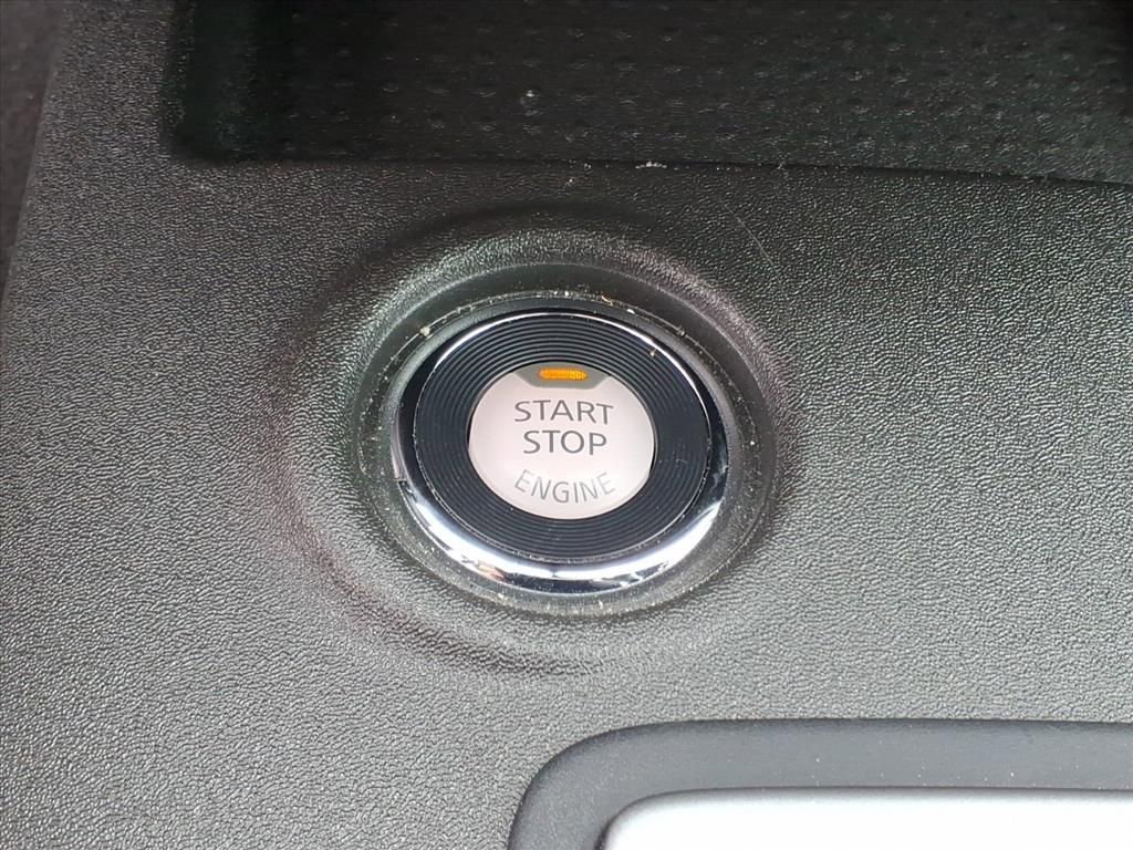 Used 2021 Nissan Frontier SV w/ SV Utility Package image 20