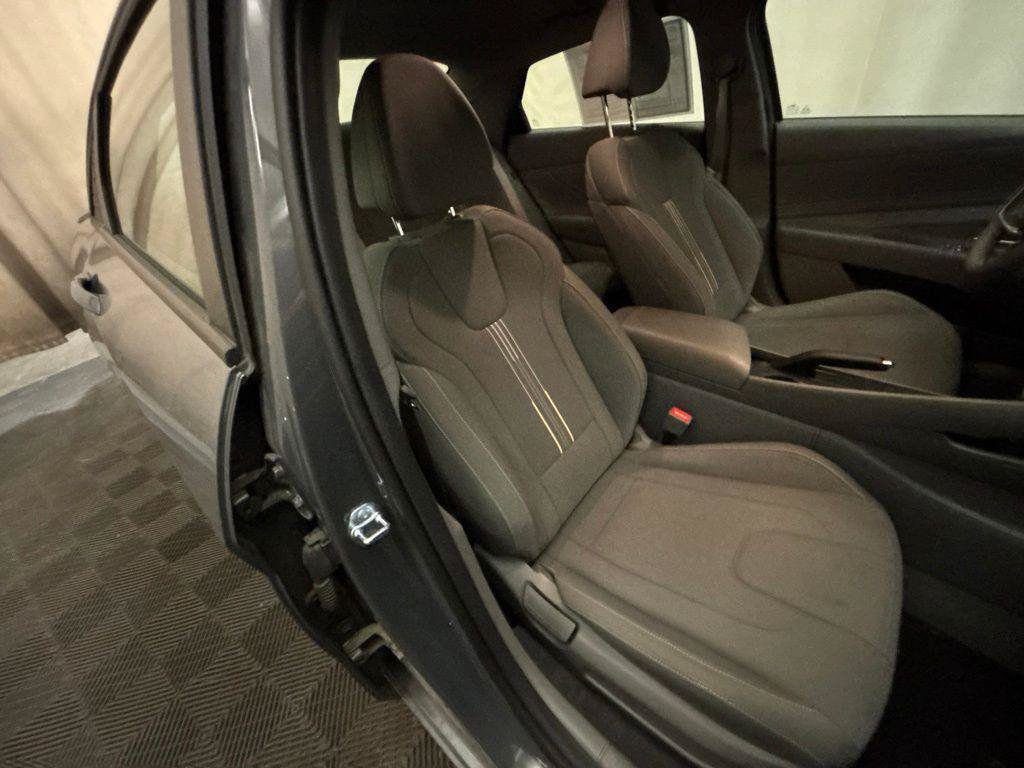 New 2026 Hyundai Elantra Sport w/ Cargo Package FWD image 21