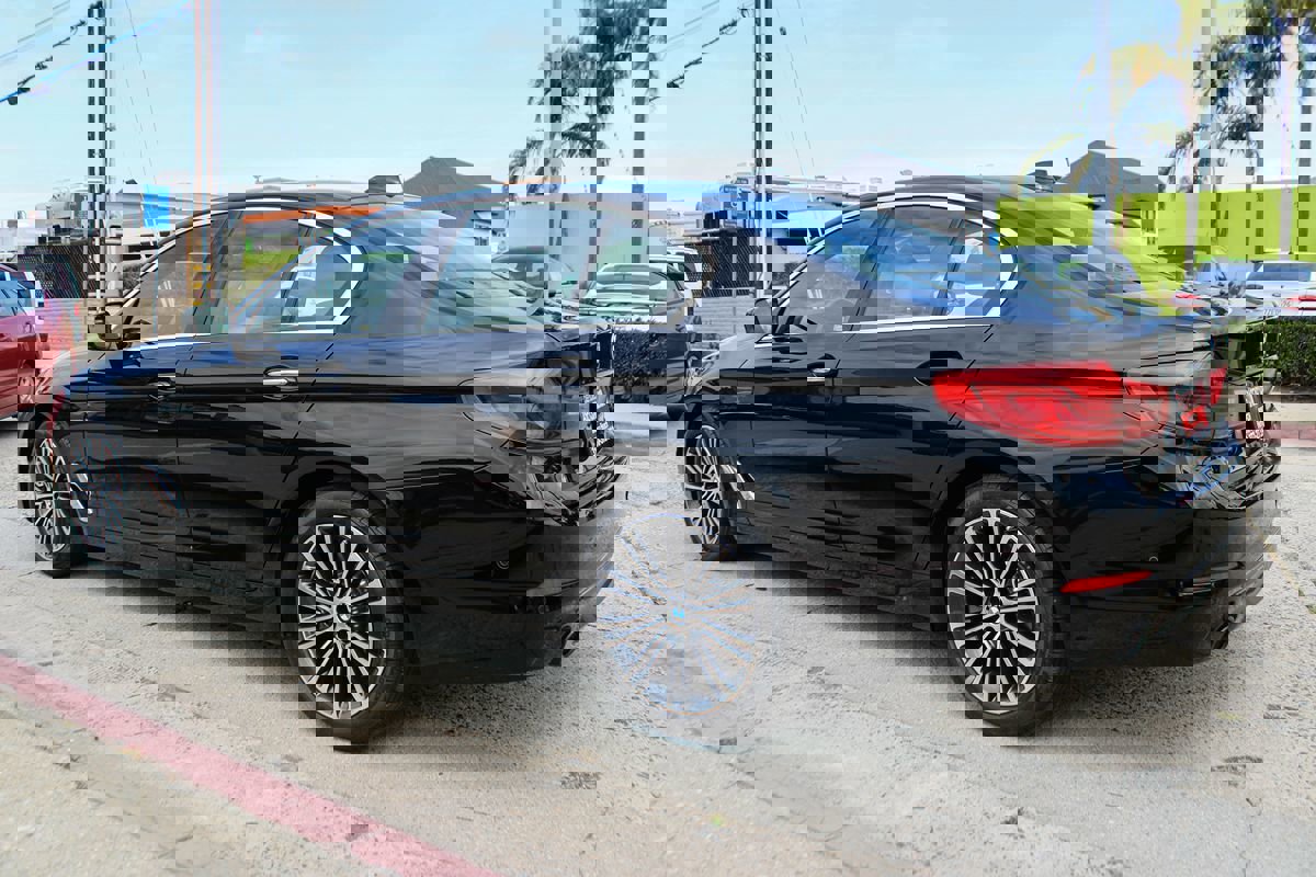 Used 2017 BMW 530i RWD image 3