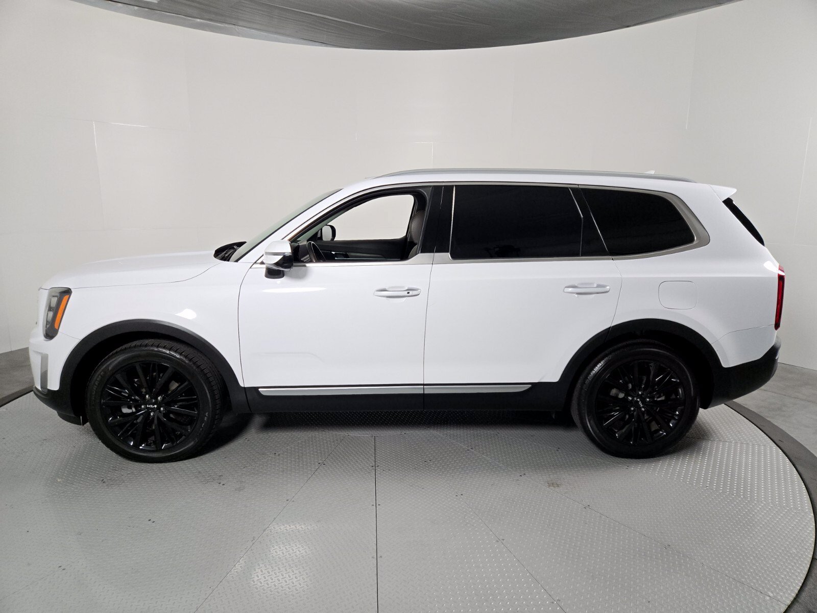 Used 2022 Kia Telluride SX FWD image 7