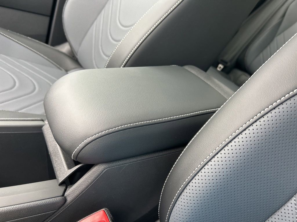 New 2026 Volkswagen Tiguan SE FWD image 39