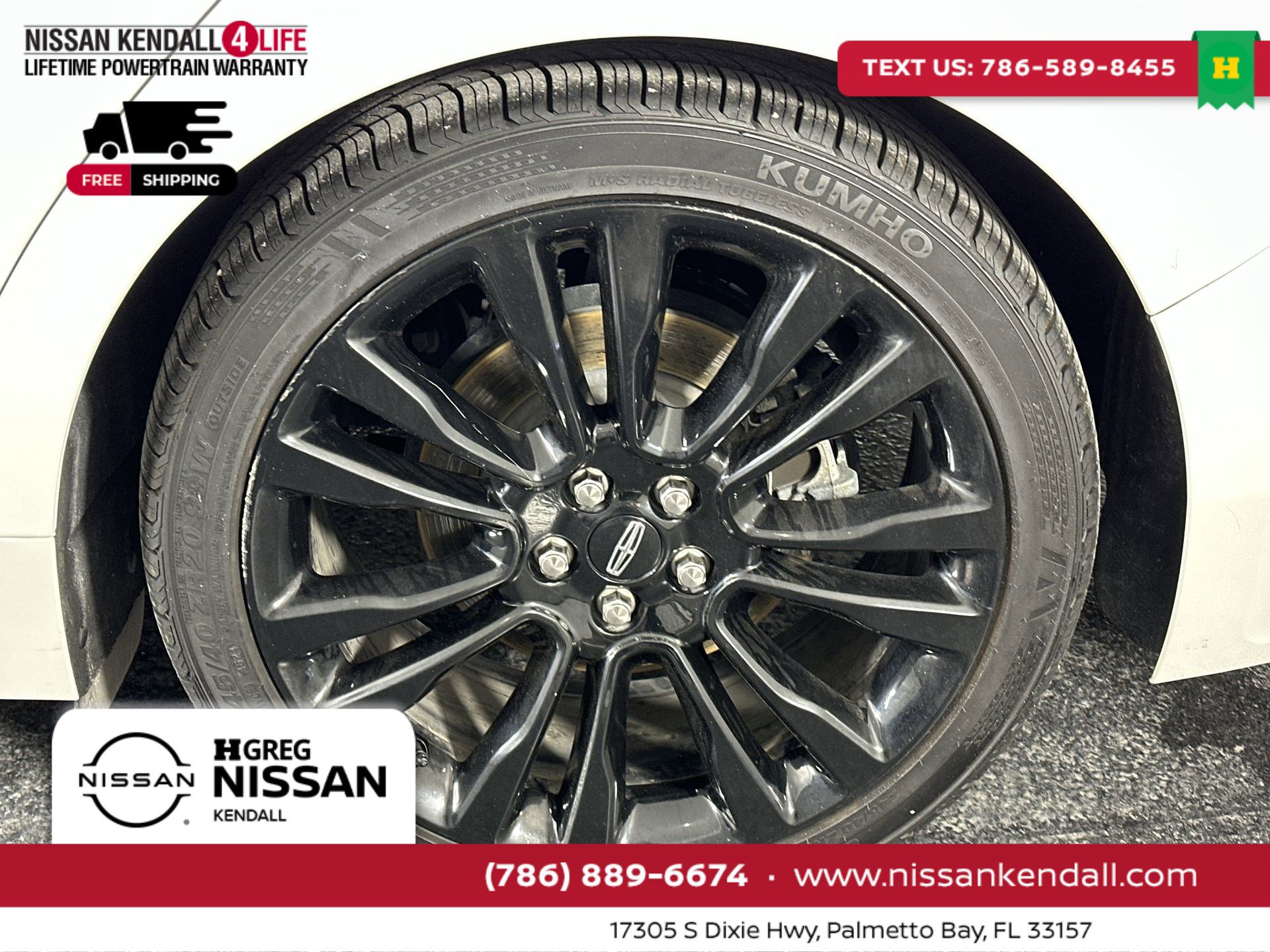 Used 2020 Lincoln Continental Reserve w/ Luxury Package image 14