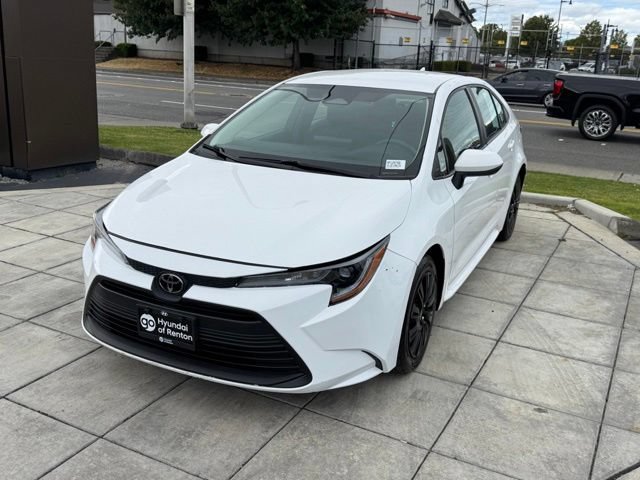 Used 2024 Toyota Corolla LE FWD image 3