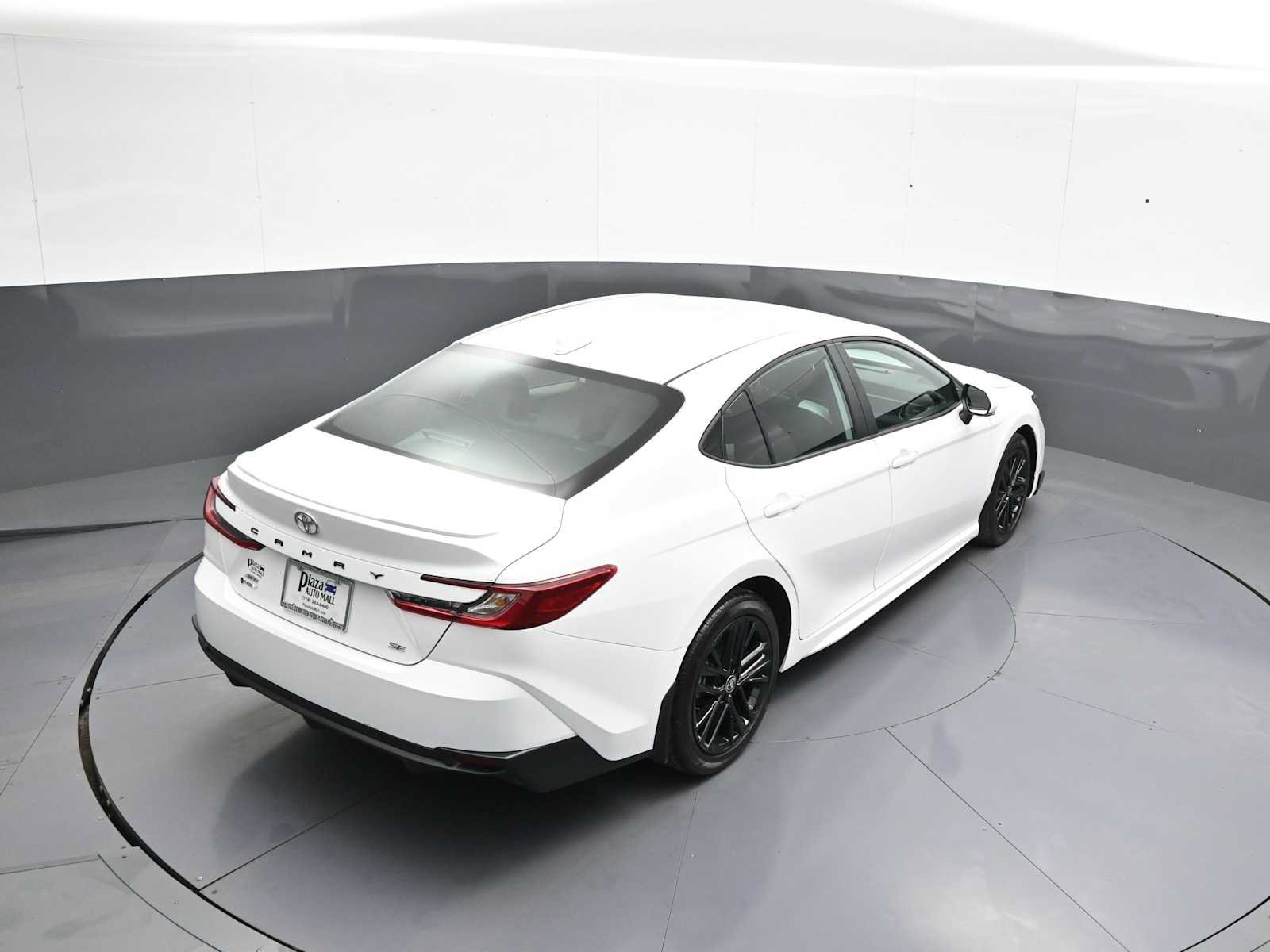 Used 2025 Toyota Camry SE w/ Convenience Package AWD/4WD image 37