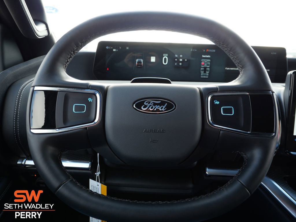 New 2026 Ford Expedition Platinum image 21