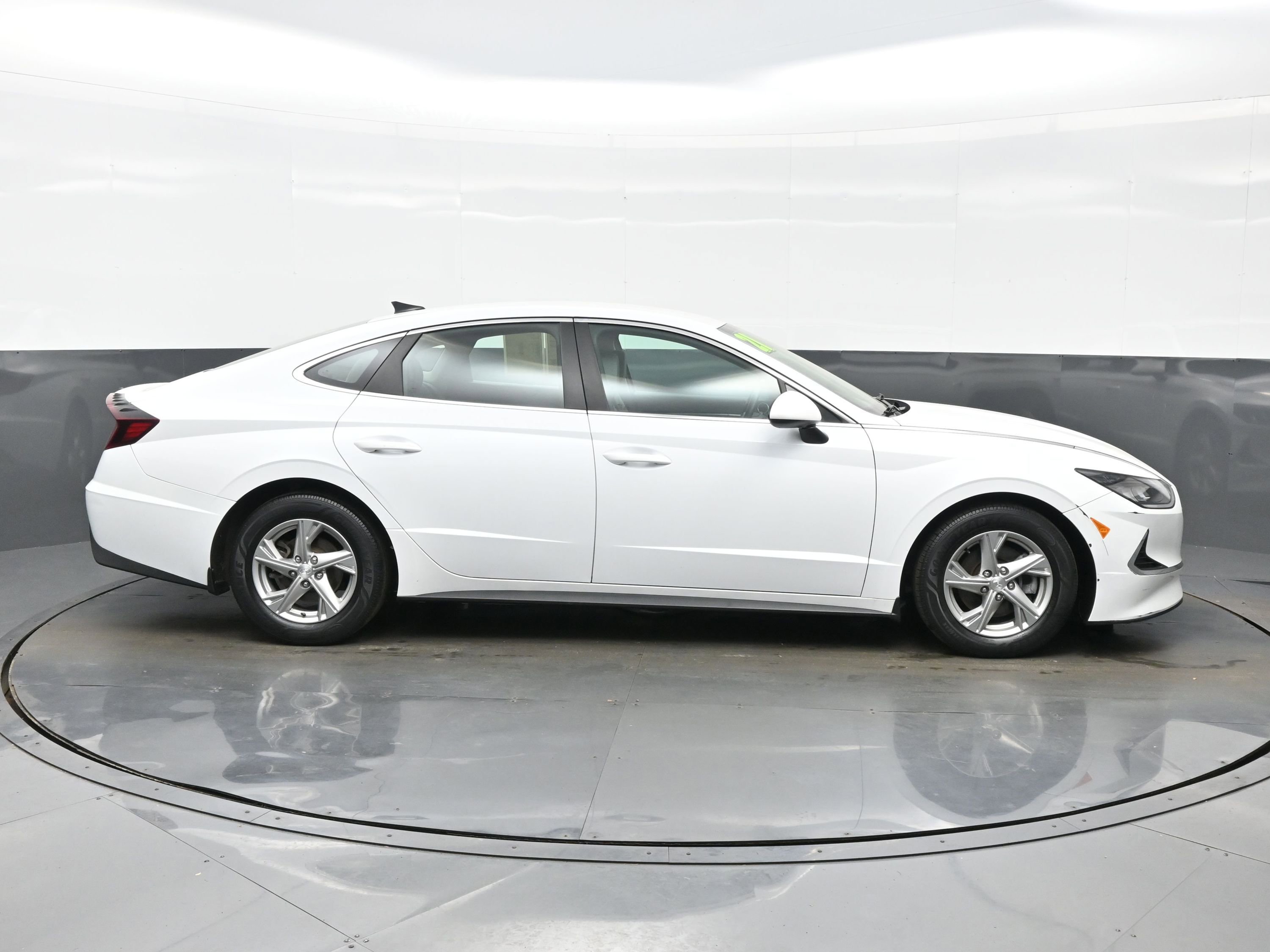 Used 2021 Hyundai Sonata SE FWD image 7