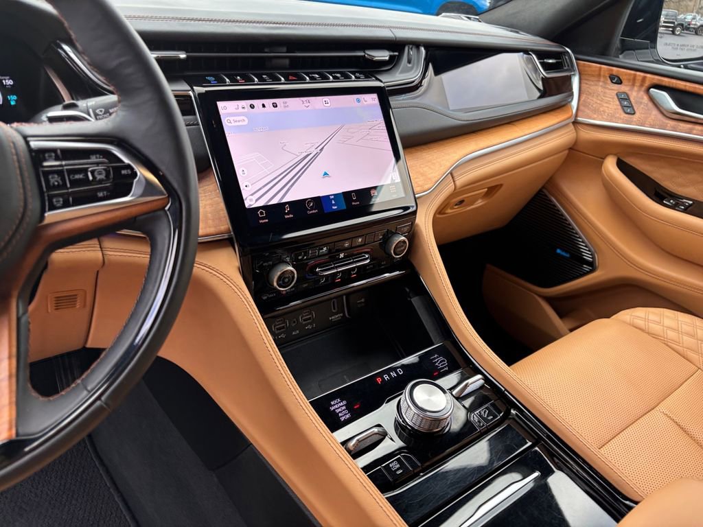 Used 2022 Jeep Grand Cherokee Summit image 21