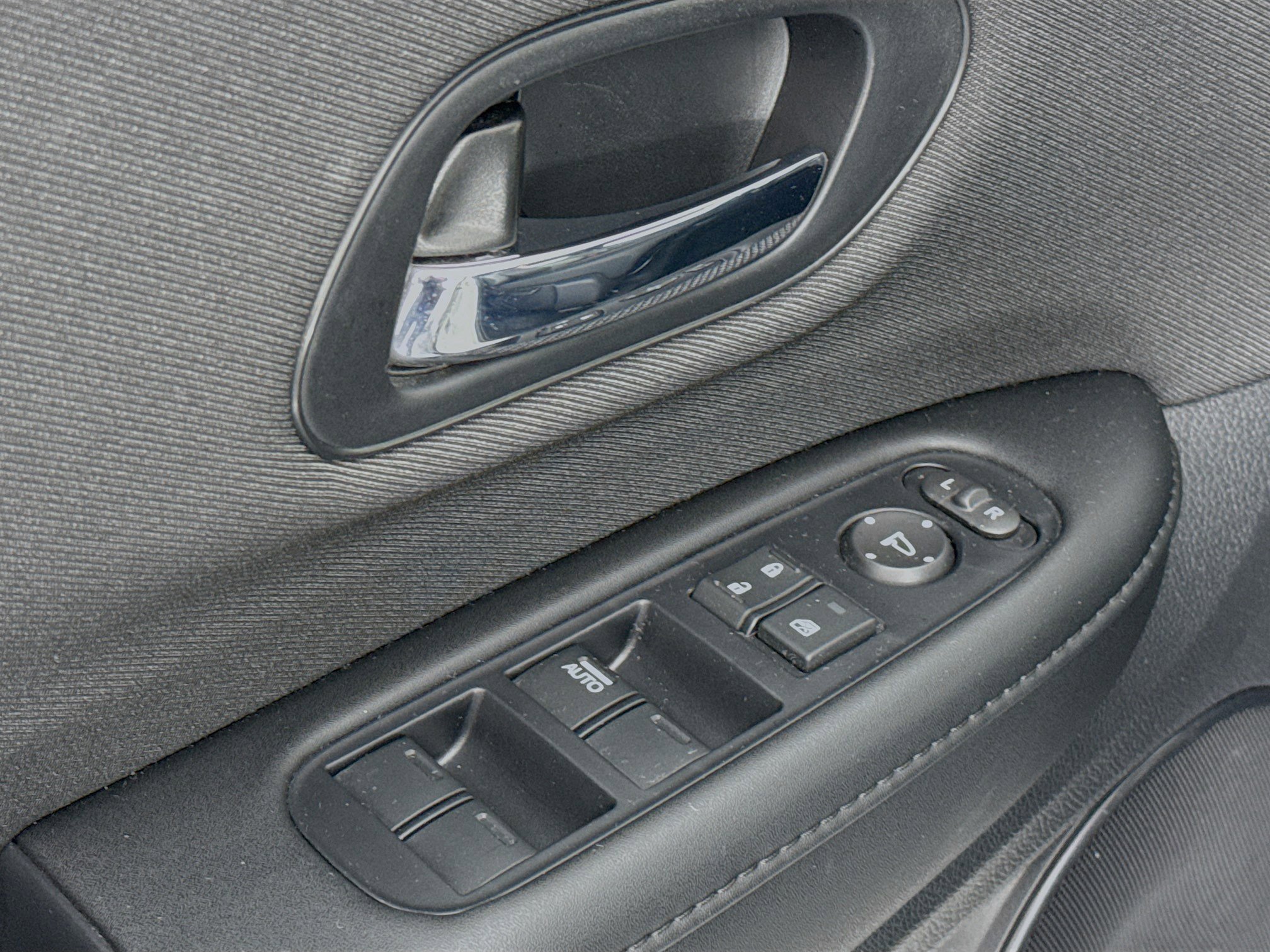 Certified 2021 Honda HR-V Sport image 17