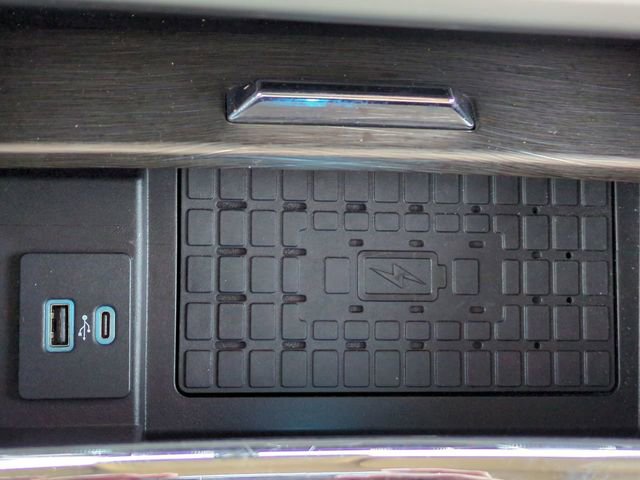 Used 2024 Ford Expedition Limited RWD image 23