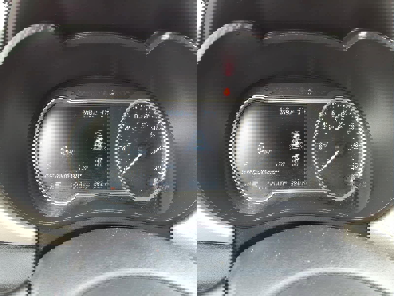 Used 2021 Nissan Versa SV FWD image 16